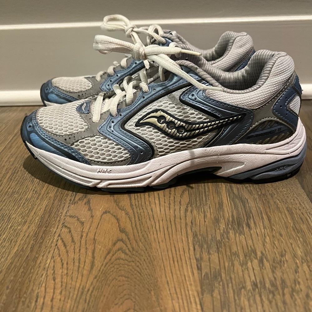 Saucony Mesh Athletic Shoes in Gray and Blue